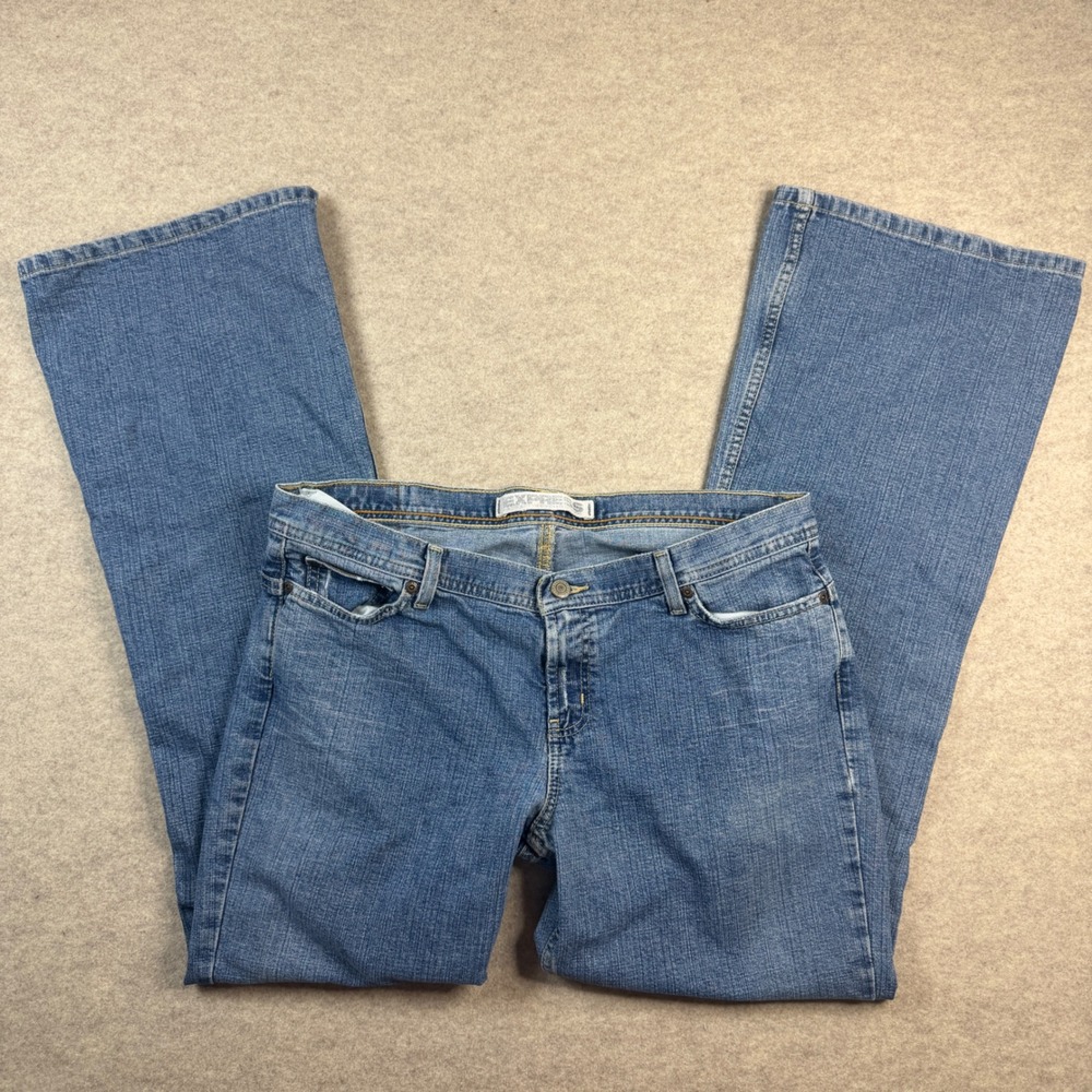 Express Precision Fit Cetine Flare Jeans Medium Wash Blue Denim 14R Low Rise